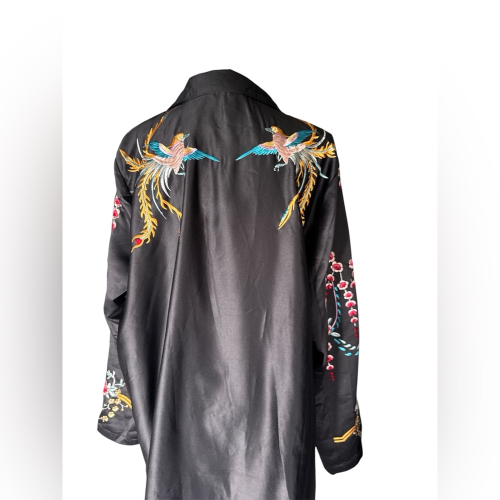ASOS Embroidered Satin Robe - Picture 5 of 6